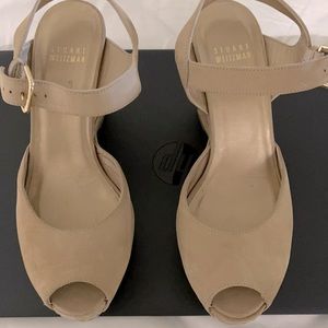 These heels perfectw/bootcutjeans.